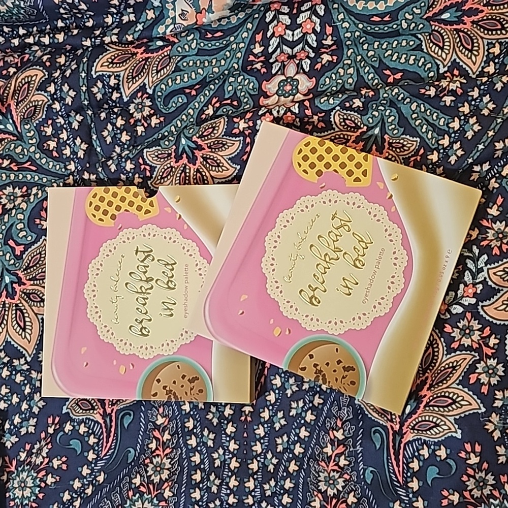 Beauty Bakerie Breakfast n bed eyeshadow palette - Picture 3 of 4